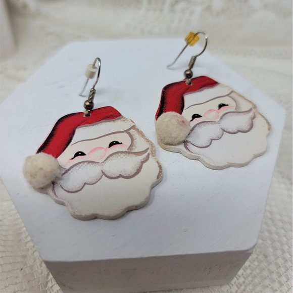 Cute Santa Claus Earrings Pierced - Picture 4 of 5